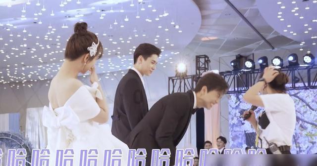 美联储加息在即，在岸、离岸人民币汇率跌破7.05和7.06，如何应对？